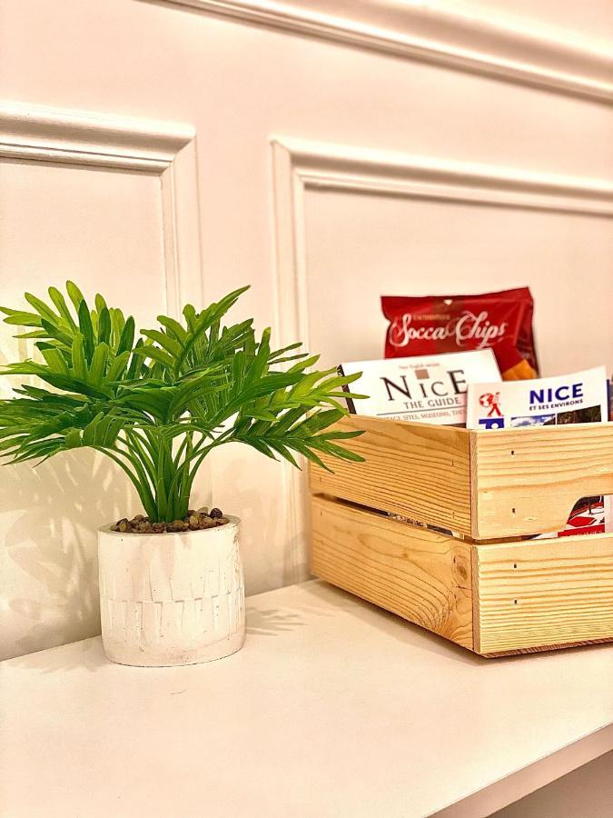 Magnifique 2 Pieces En Plein Coeur Du Vieux 尼斯 外观 照片